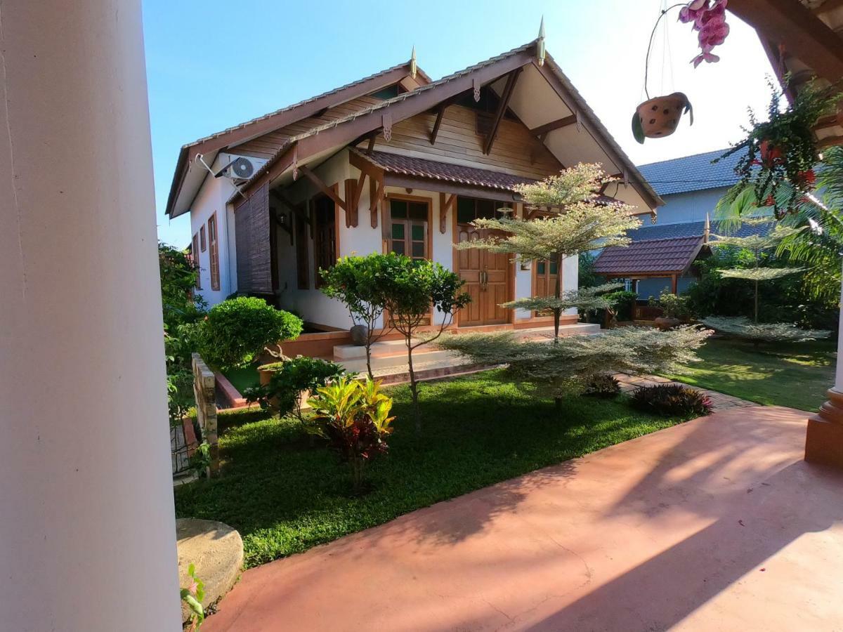 Anjung Nor Muslim Homestay ดันกัน ภายนอก รูปภาพ