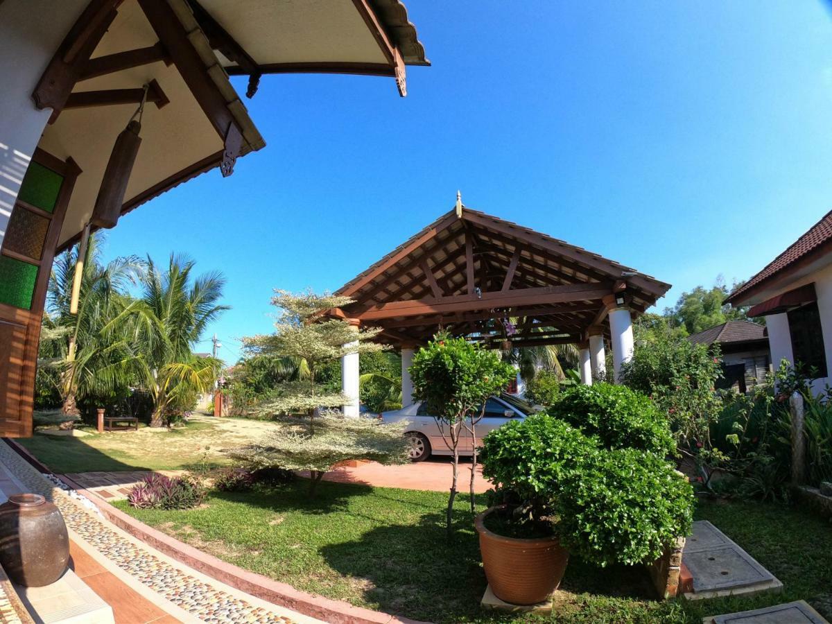 Anjung Nor Muslim Homestay ดันกัน ภายนอก รูปภาพ